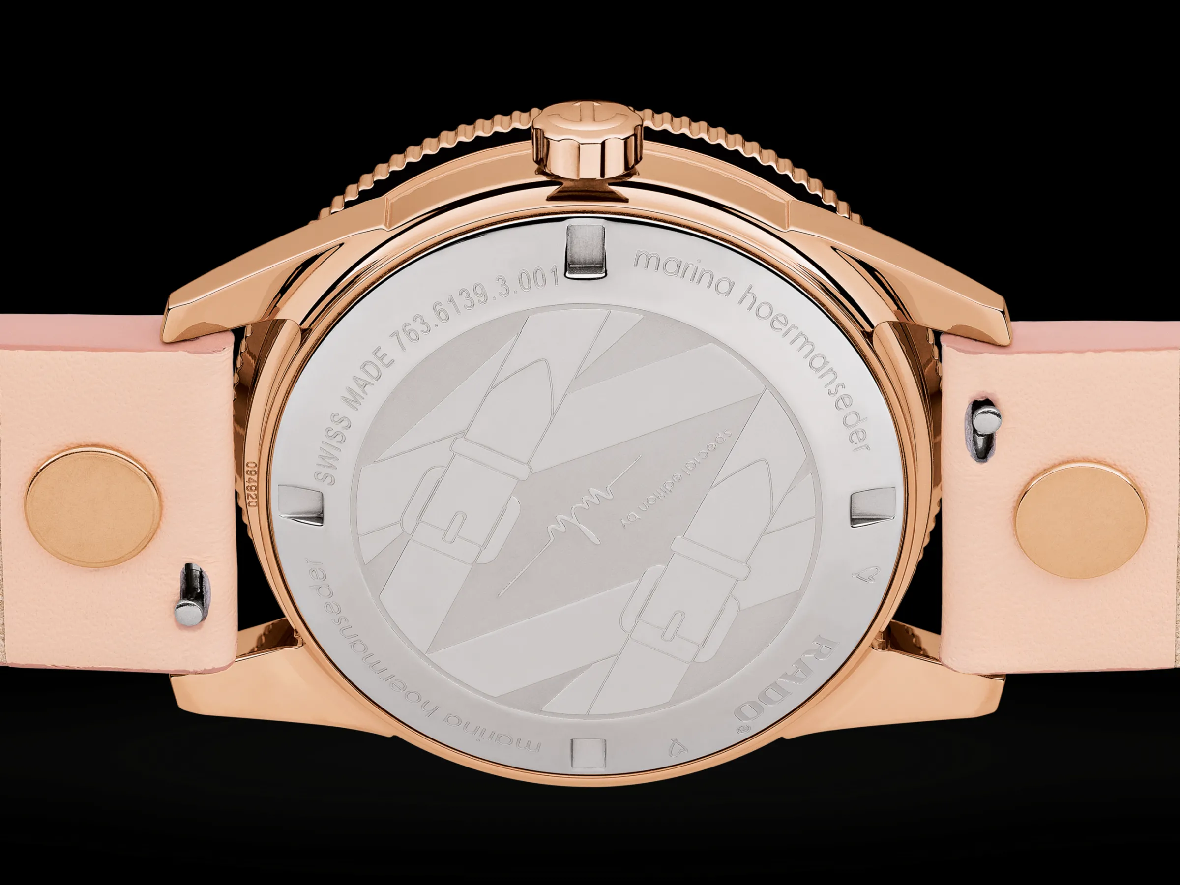 Captain Cook Marina Hoermanseder*Rado Best