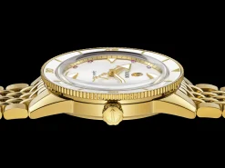 Captain Cook x Marina Hoermanseder Heartbeat*Rado Hot