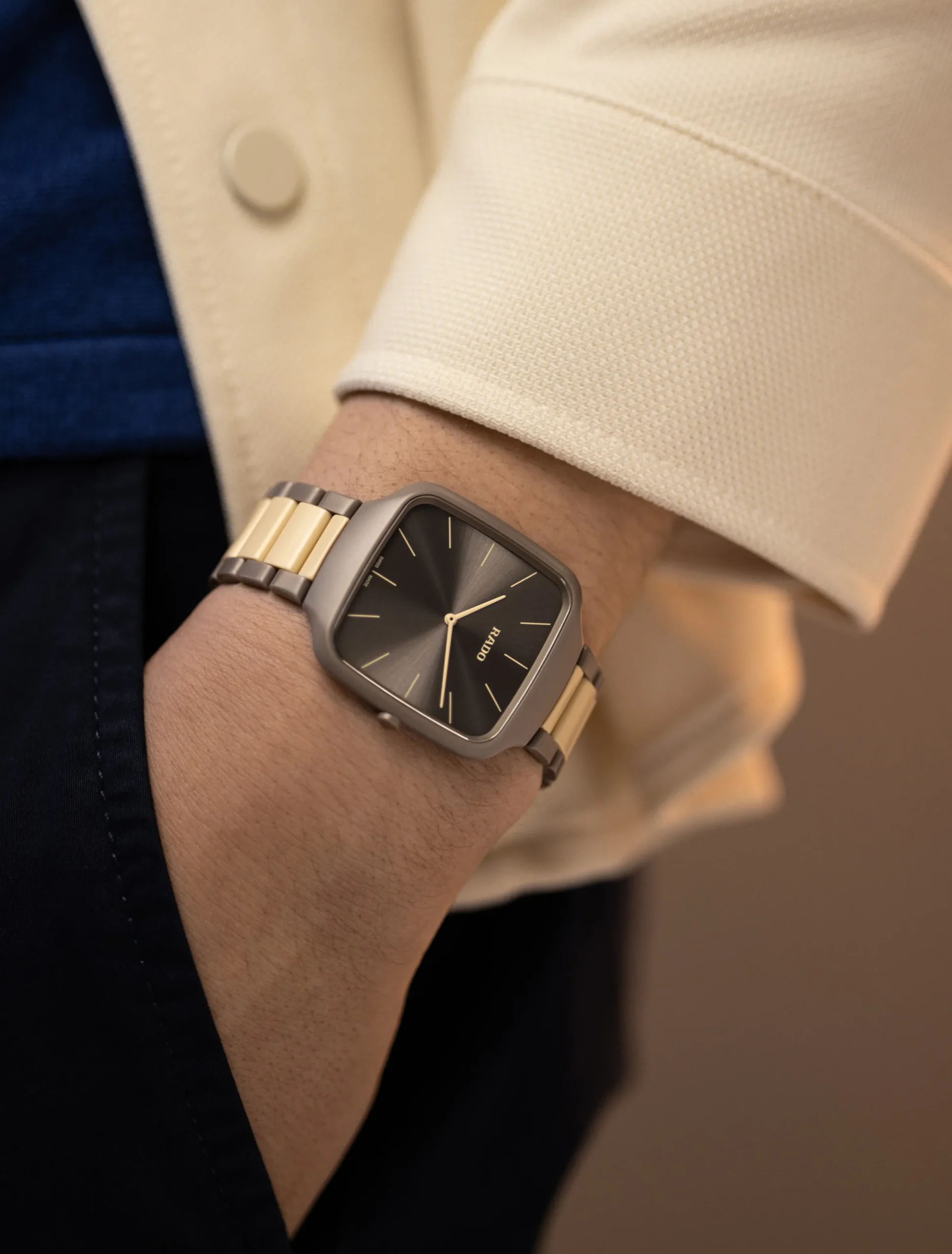 True Square Thinline Les Couleurs™ Le Corbusier*Rado Sale